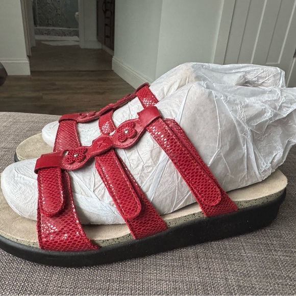 SAS Red Strappy Sandals - Picture 2 of 7